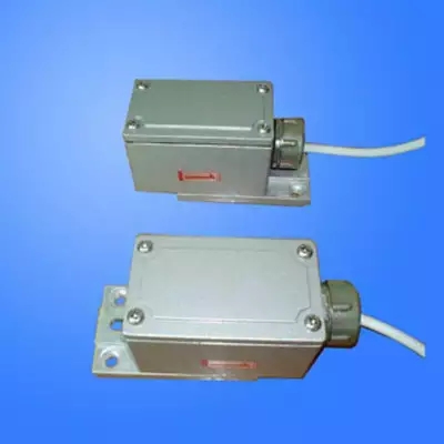 DQ-GD010光電開(kāi)關(guān)可廣泛應(yīng)適用于機(jī)械化工|DR-500N圓形光電傳感器